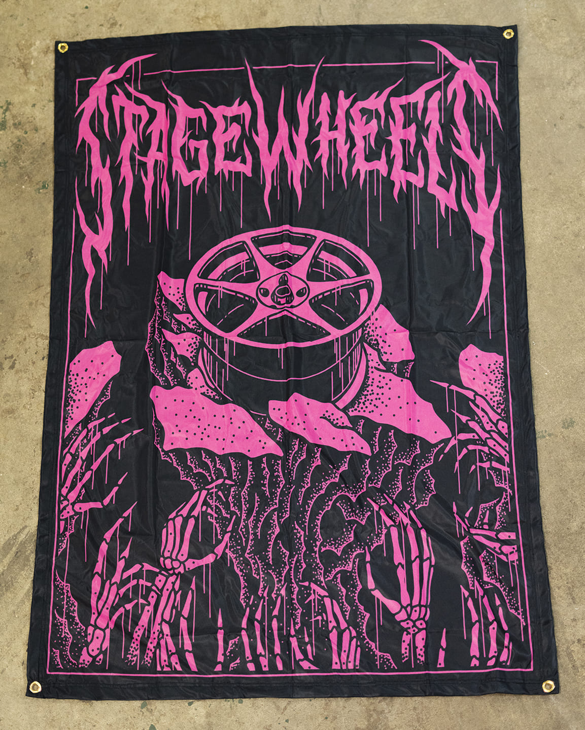 Stage Wheels Metal Wall Flag